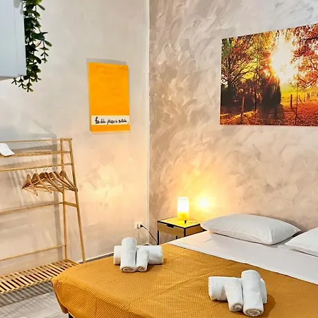 Evans Housee Appartamento Napoli