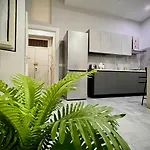 Evans Housee Apartment