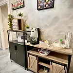 Evans Housee Apartment *